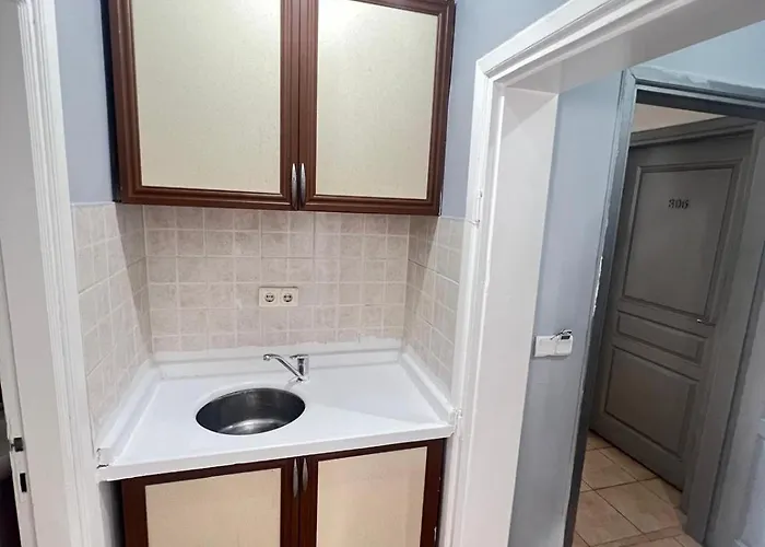 Respect אלאניה